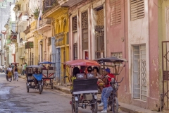 5112Sa-Havanna-Street-Cuba1