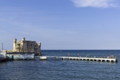 5222Sa-angeln-am-Castel-Havanna-Cuba1