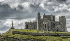 2585P Rock of Cashel dark sky Panorama