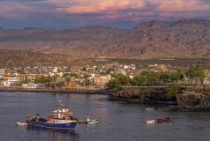 4404TZ-Santo-Antao-Sao-Vicente-Stadtlandschaft-Morgenstimmung