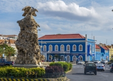 4460TZ-Denkmal-Mindelo-auf-Insel-Sao-Vicente-Kapverden