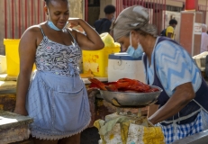 4471TZ-Fischmarkt-Mindelo-auf-Insel-Sao-Vicente-Kapverden-2