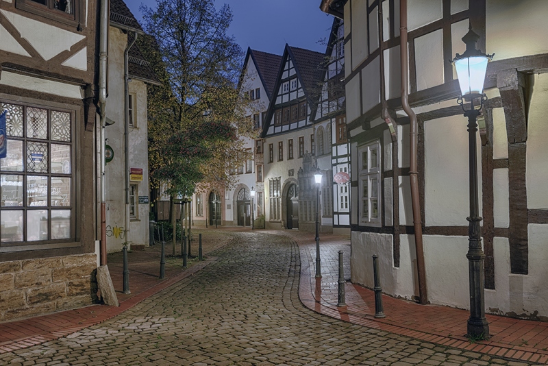 8273N-79N-Minden-Museumscafe-Nacht-Herbst-HDR