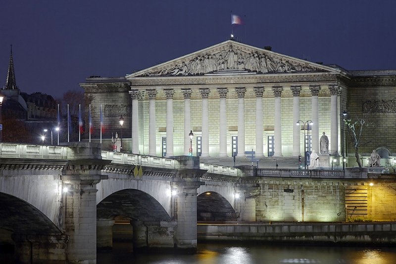7499D-7504D-Palais-Bourbon-Nationalversammlung-Paris-DRI