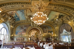7674D-Le-Train-Bleu-in-Bahnhof-Gare-de-Lyon-Paris