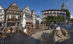 5709M-12M-Marktplatz-Rinteln-Panorama1