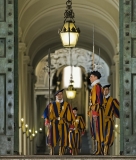 2162B-Schweitzer-Garde-Petersdom-Rom-Detail