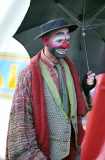 Clown-mit-Regenschirm_