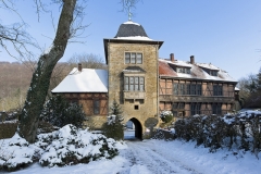 0626L-Torhaus-zur-Schaumburg-Winter