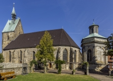 8049Sa-Martini-Kirche-und-Mausoleum-Stadthagen