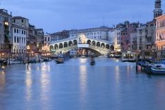 7850D-Rialto-Brücke-Canale-Grande-Abendstimmung